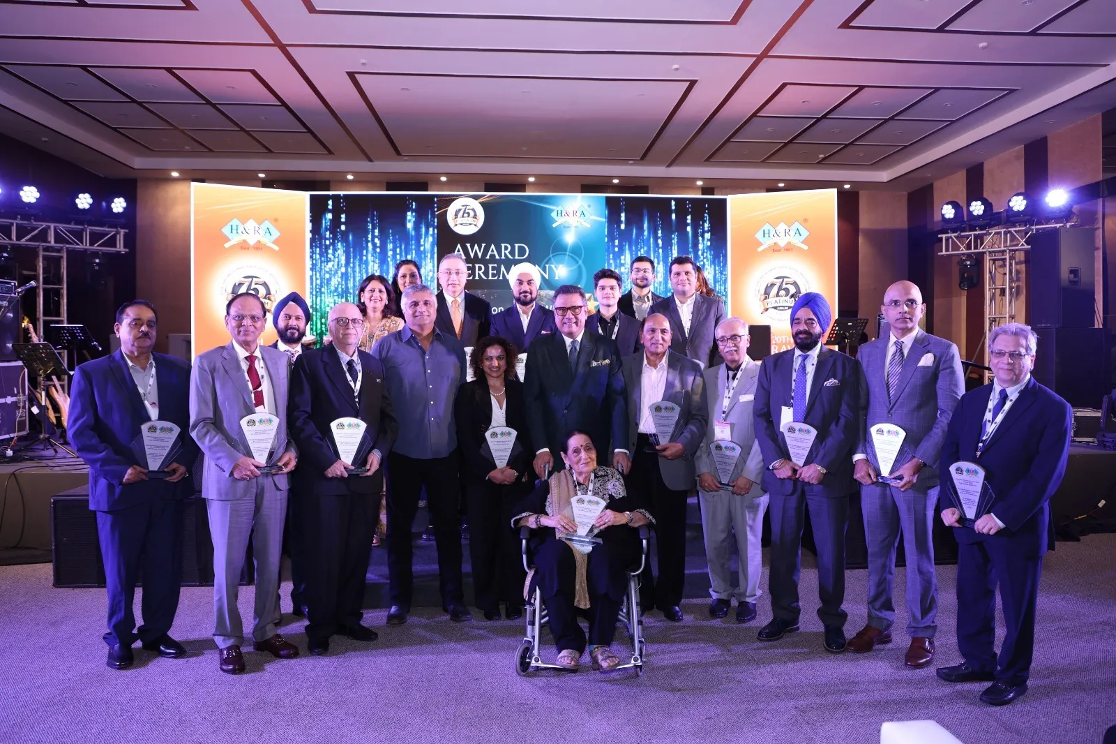 HRAWI felicitates 75 years of leadership, Past Presidents honoured by actor Boman Irani at the 20th Regional Convention