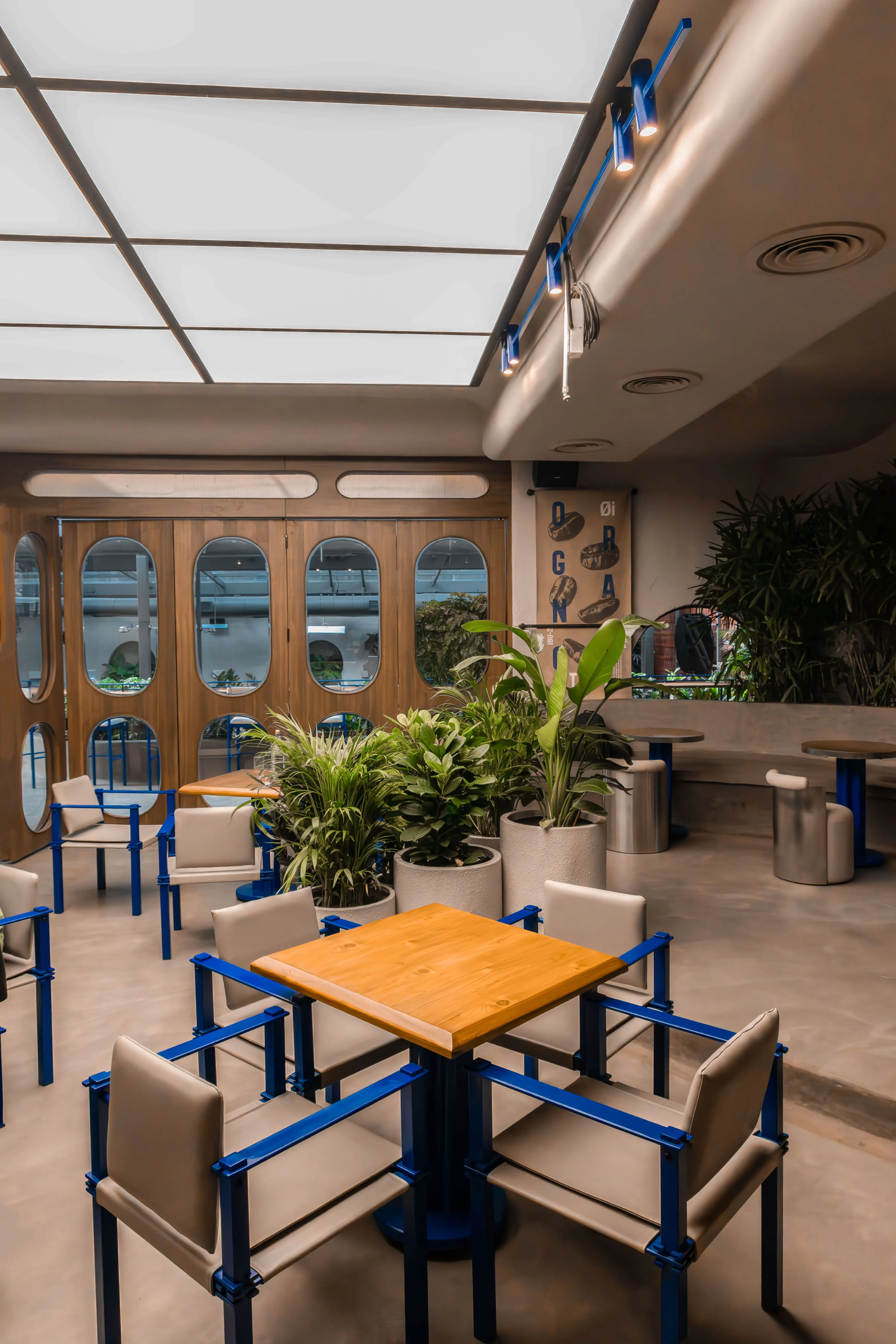 Oi-Brewhouse Interior 2