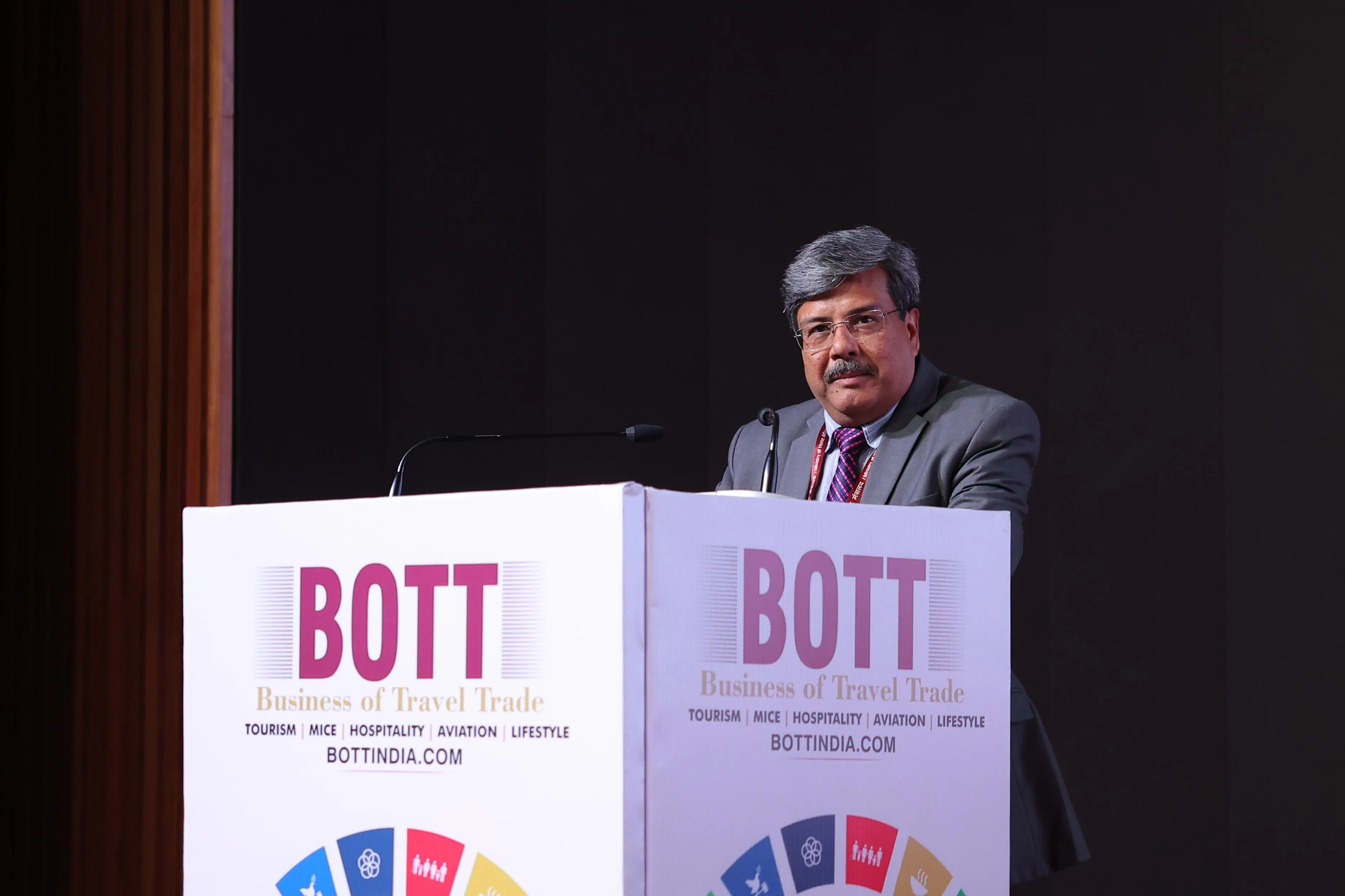 Shri Sheo Shekhar Shukla, IAS, Additional Chief Secretary of Tourism, Culture & Home and Managing Director, Madhya Pradesh Tourism Board adreesimg BOTT Conclave at Delhi