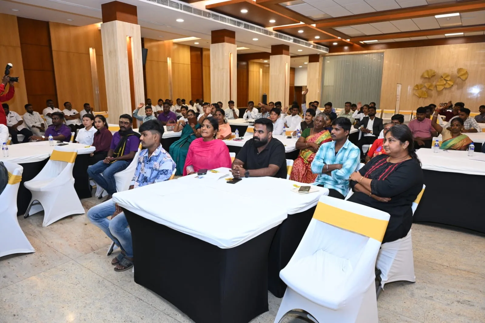 PHOTO-2025-11-26-08-17-13