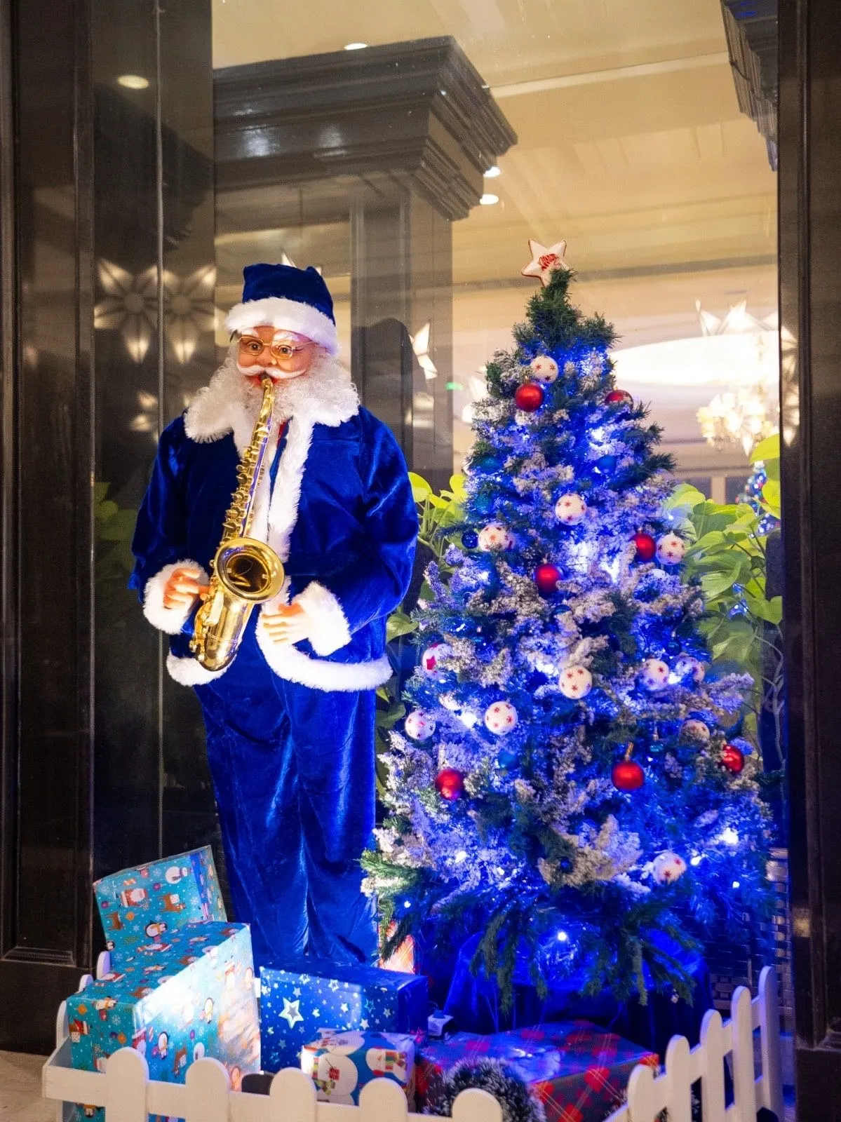 Chirstmas Tree Lighting_Eros Hotel Img 5