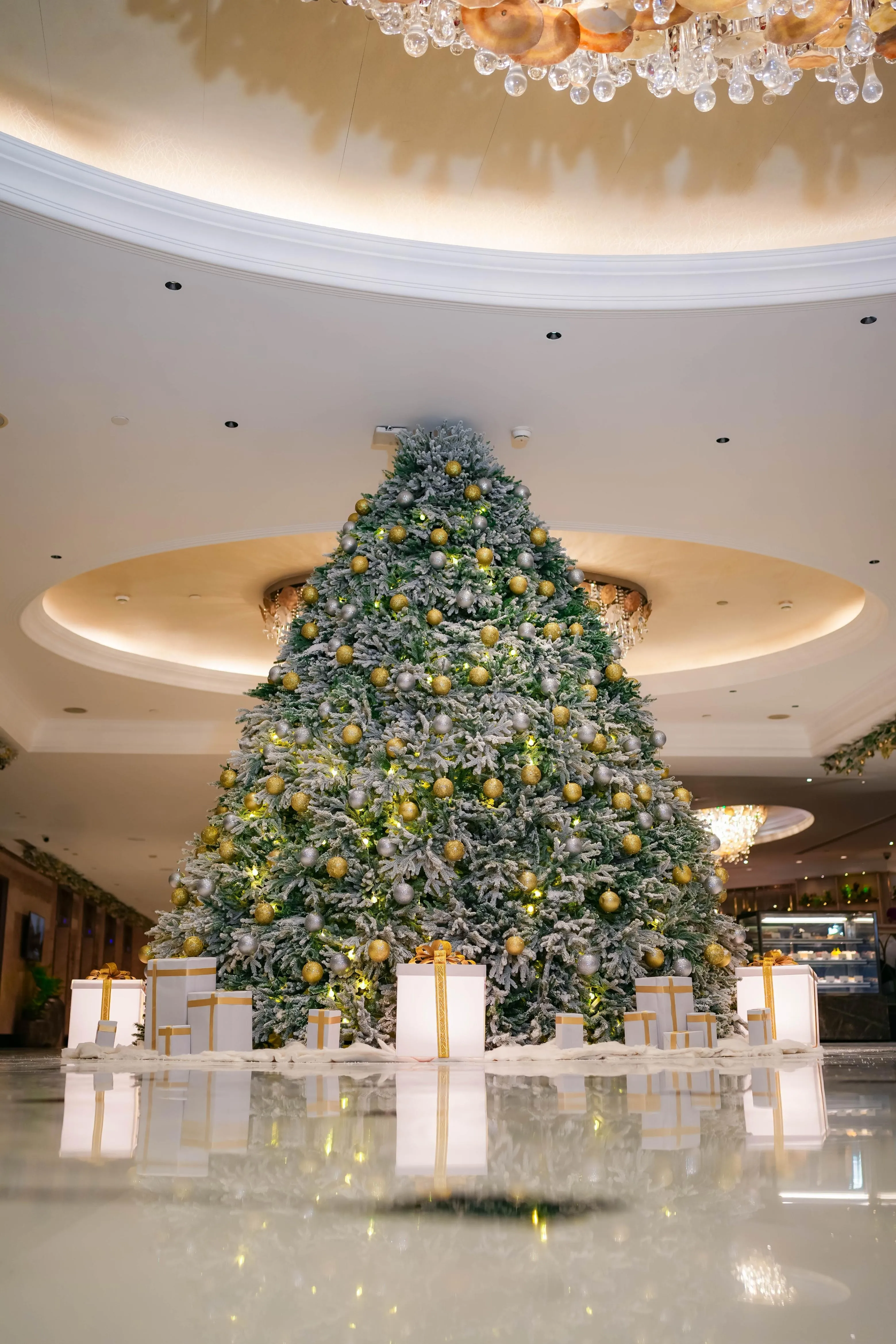 Shangri-La_Eros_New_Delhi_Christmas_2025_Festive_Decor