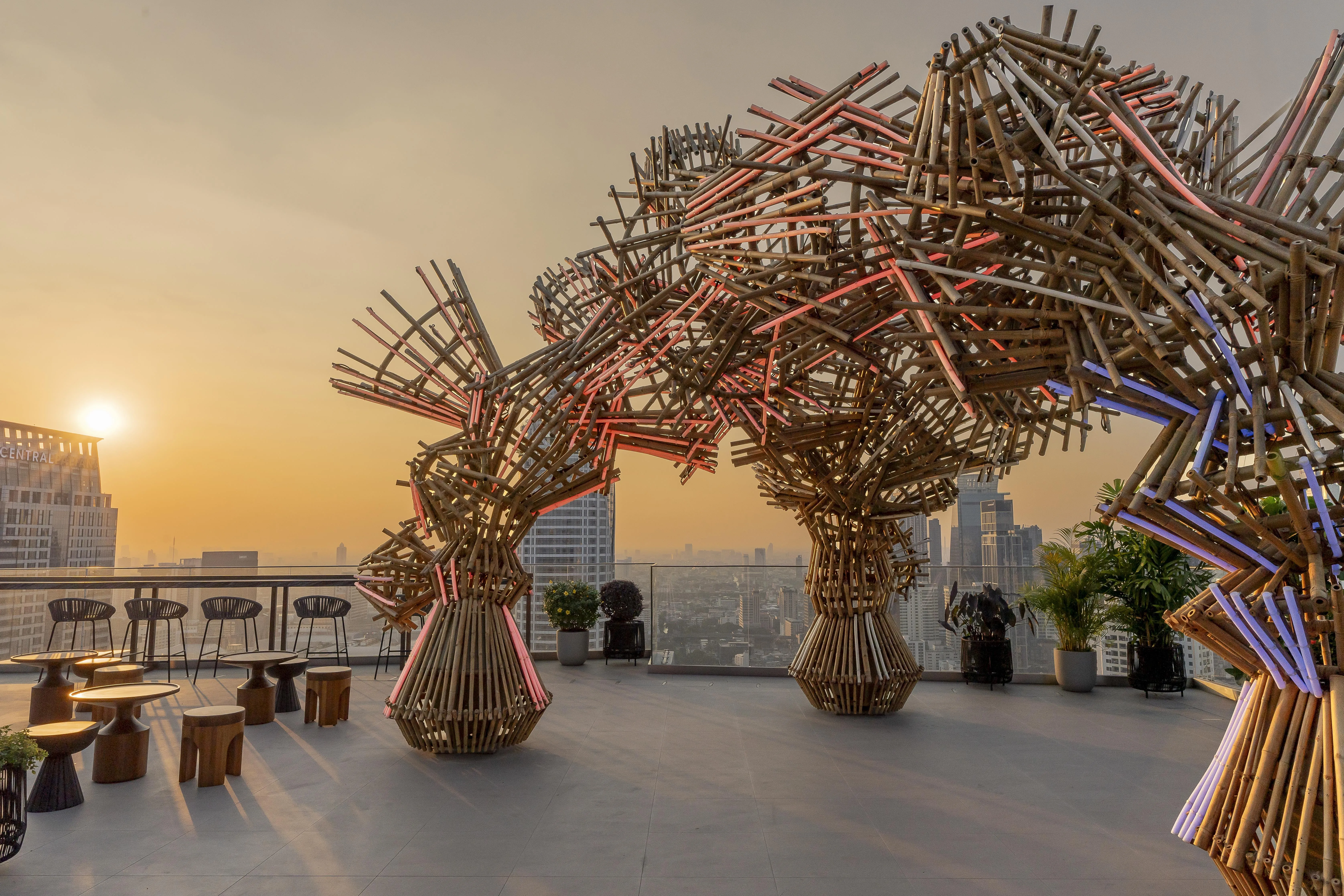 BKKOX Sato San rooftop bar_The structure & DJ_Sunset 02