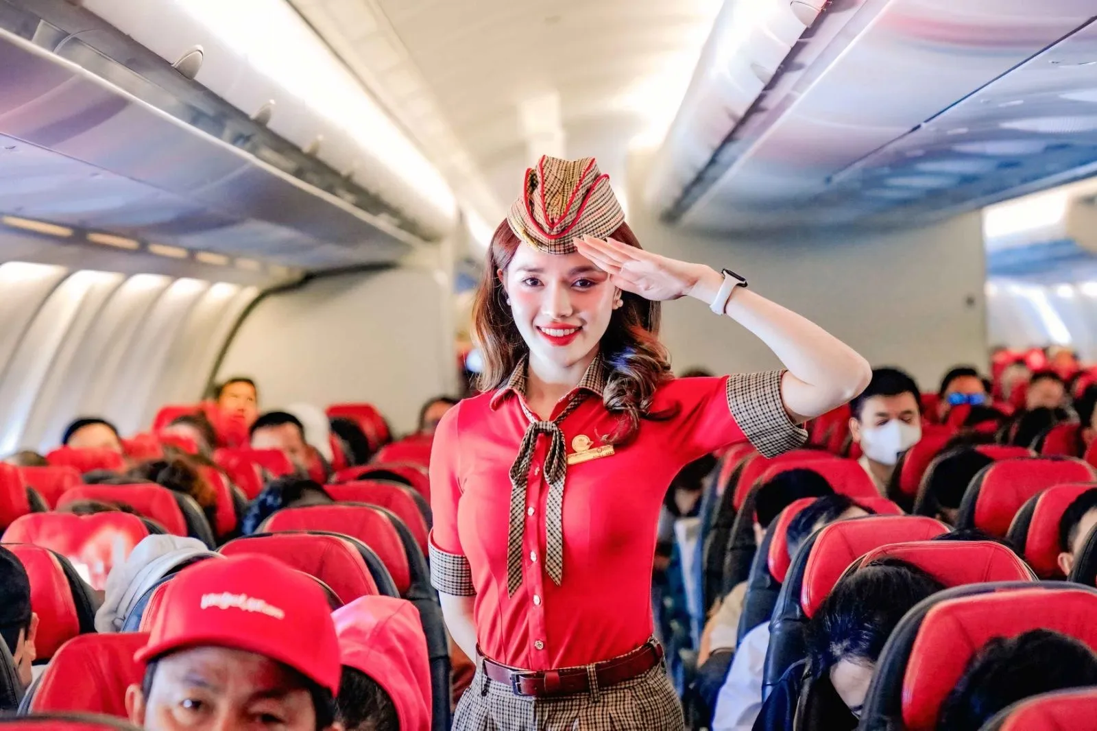 Vietjet flight attendant