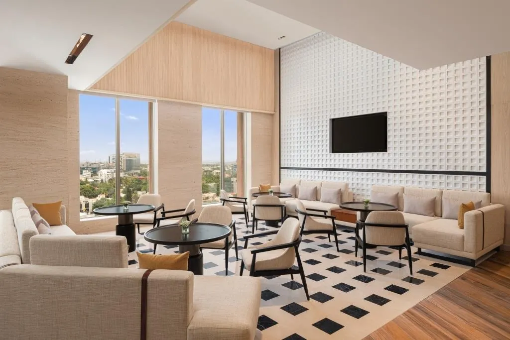 MEA_BLRUB_THE_MARKET_2