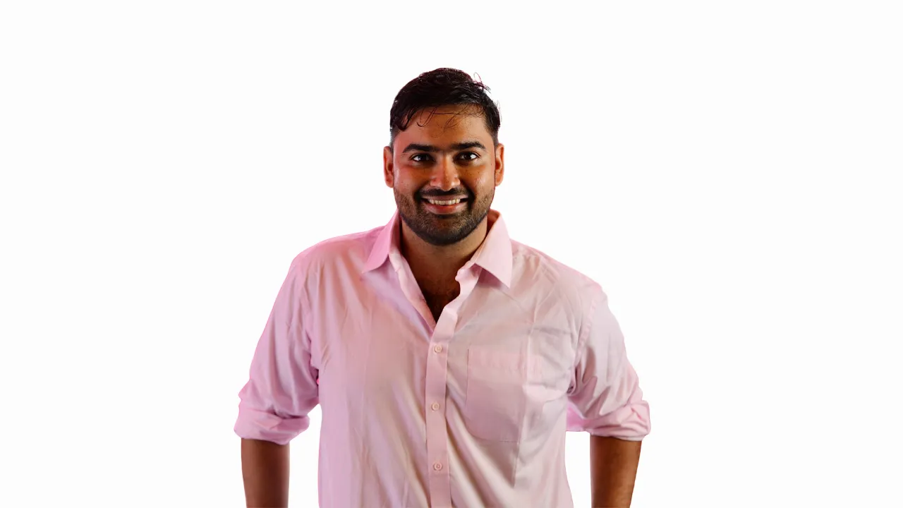 Varun Khanna CEO & Co Founder  Fullife Healthcare  Fast Up