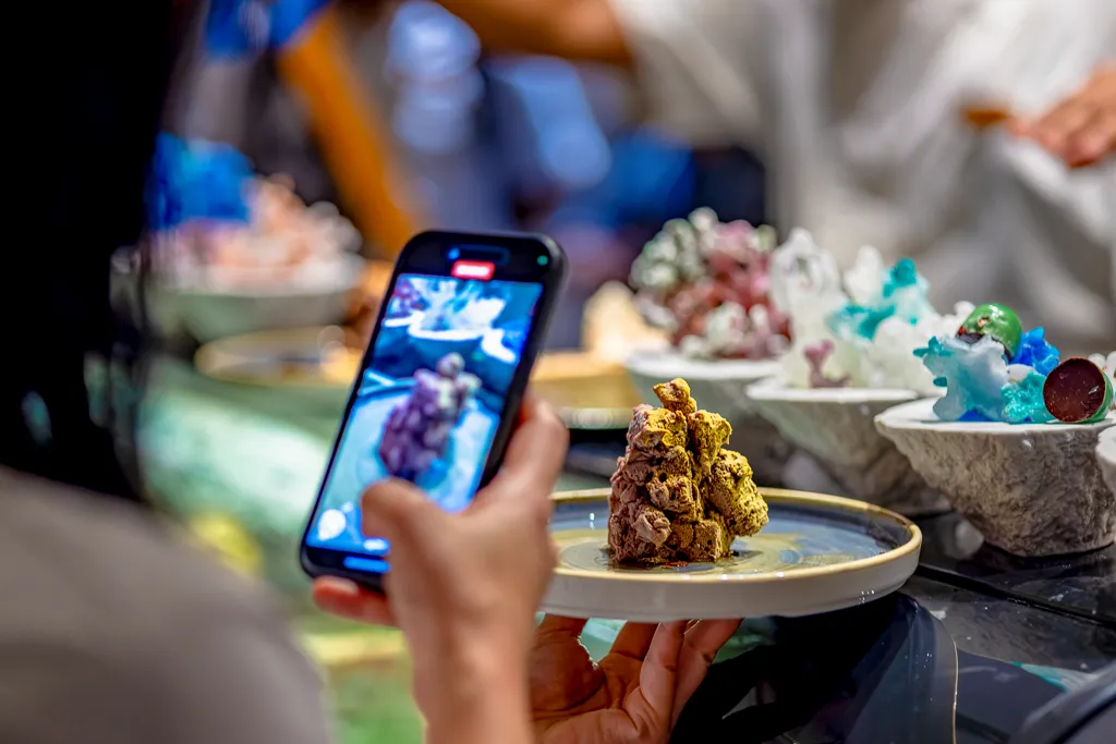 Edible artistry is the ultimate luxury, where fine gastronomy becomes a personal, sensory masterpiece.