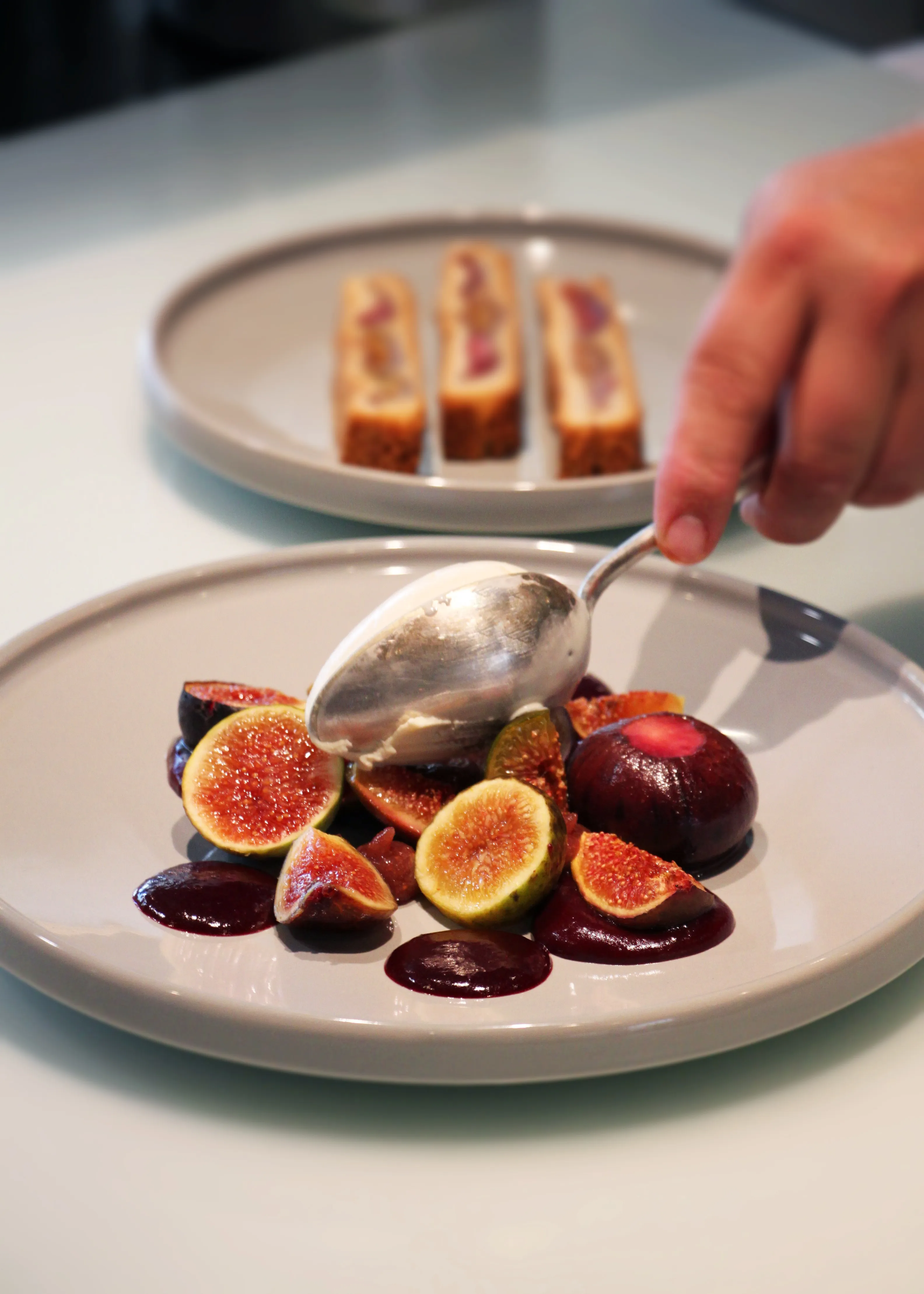 Ecole Ducasse_Technique_Fig ice-cream (c) Solène Folatre