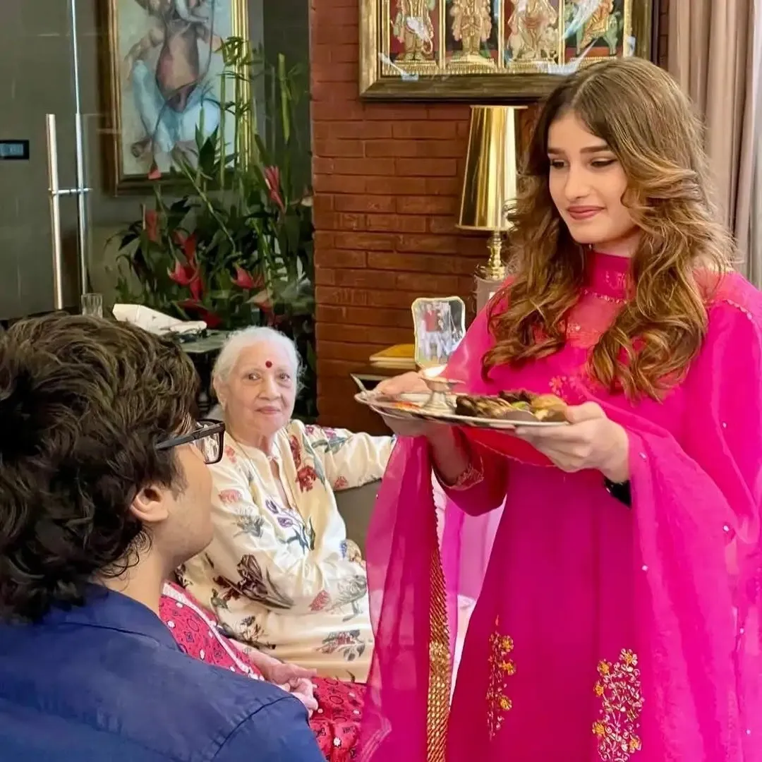 Raveena Tandon sea facing home Neelaya 2