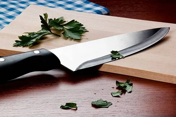 knife
