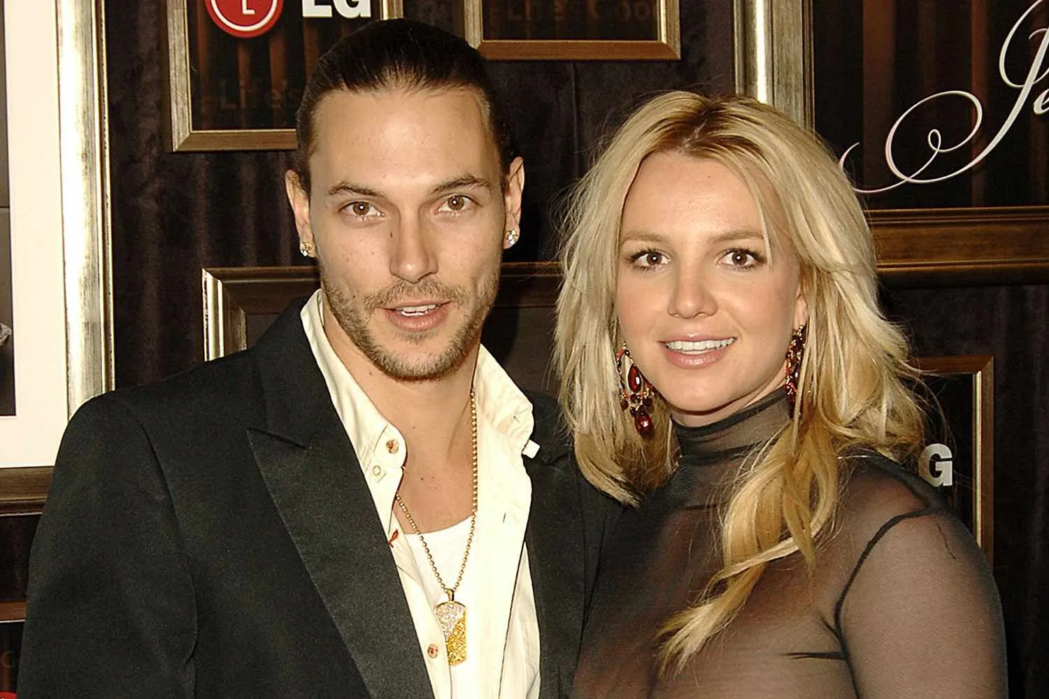 kevin-federline-britney-spears-GRAMMY-After-Party-2006-022025-916b86413ecc476daa06fc01e61a1326 (1)