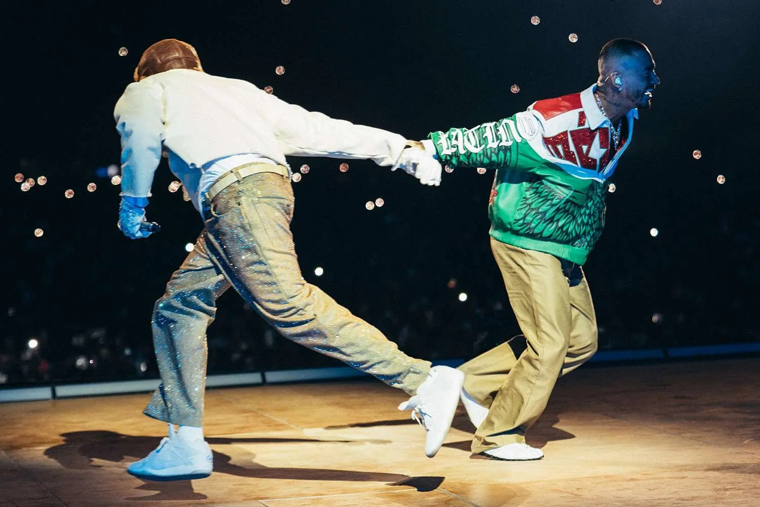 bad-bunny-j-balvin-world-tour-mexico-2-122225-fa4dc34dcee1458c8800ce1f422032d6