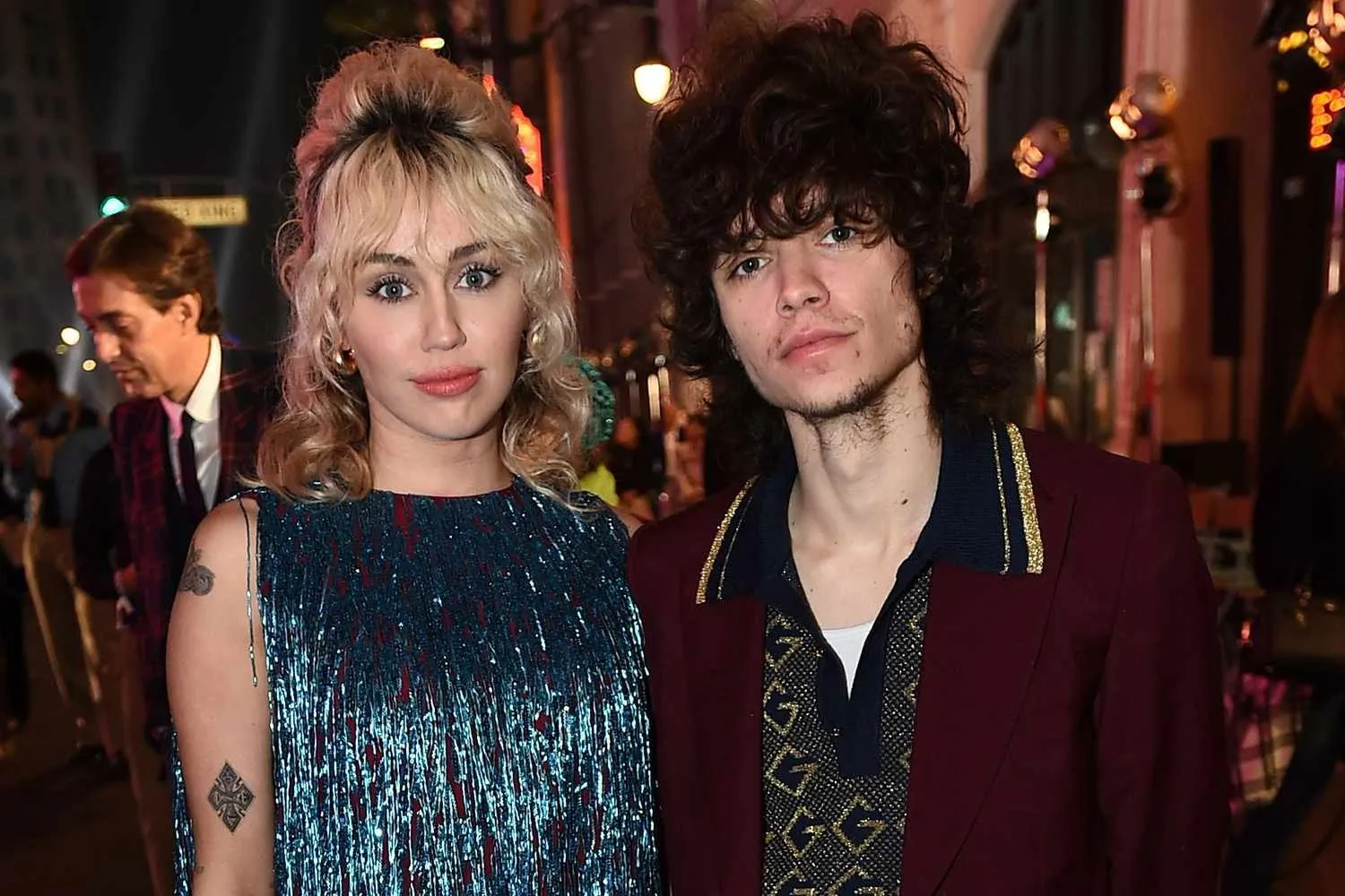 miley-cyrus-maxx-morando-f00ed9bf75974bbfa0f643ca6baf66dd