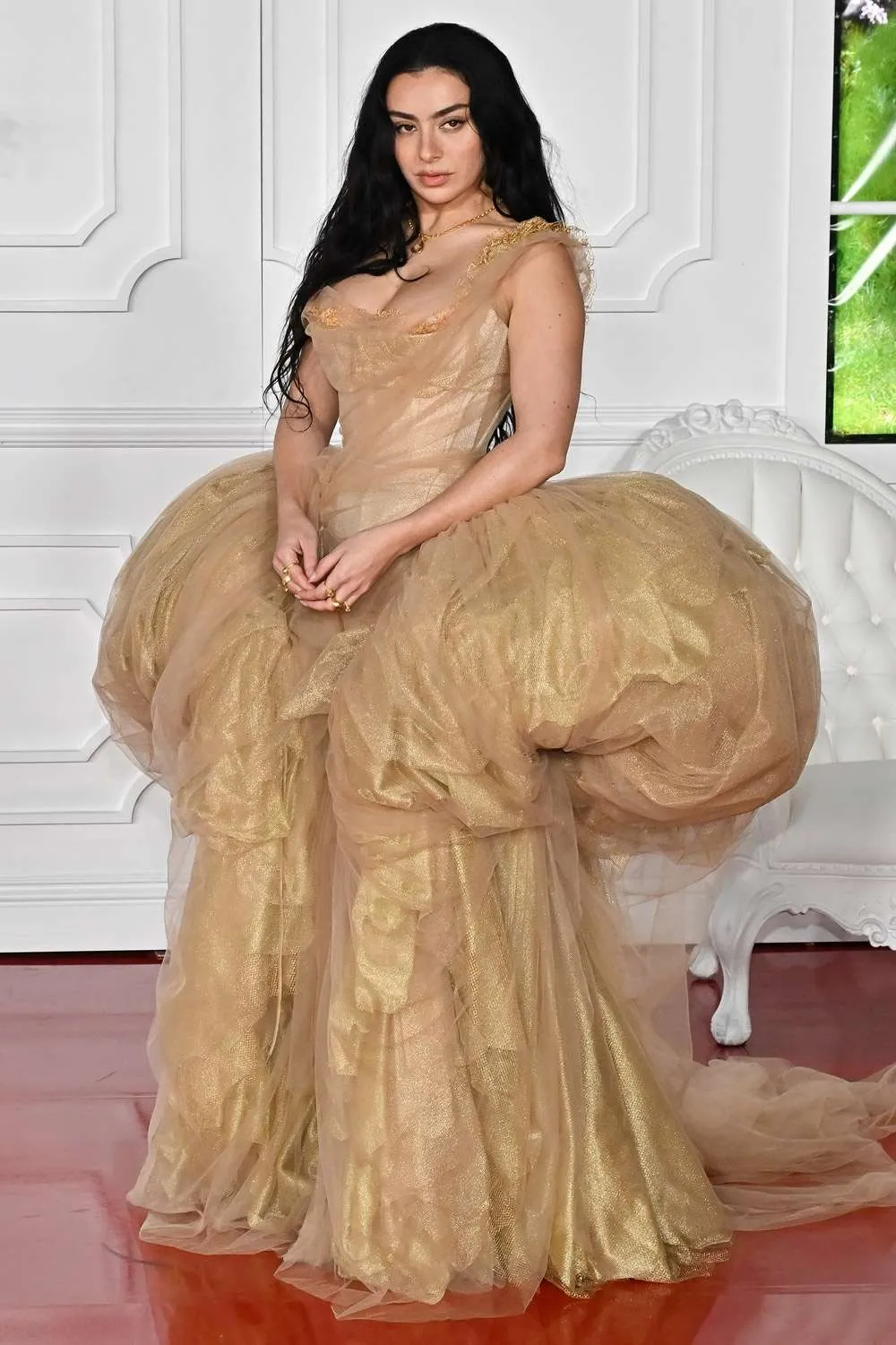 Charli-xcx-Wuthering-Heights-Los-Angeles-020526--2a7c7a385d624f4ab578ff135c500ede