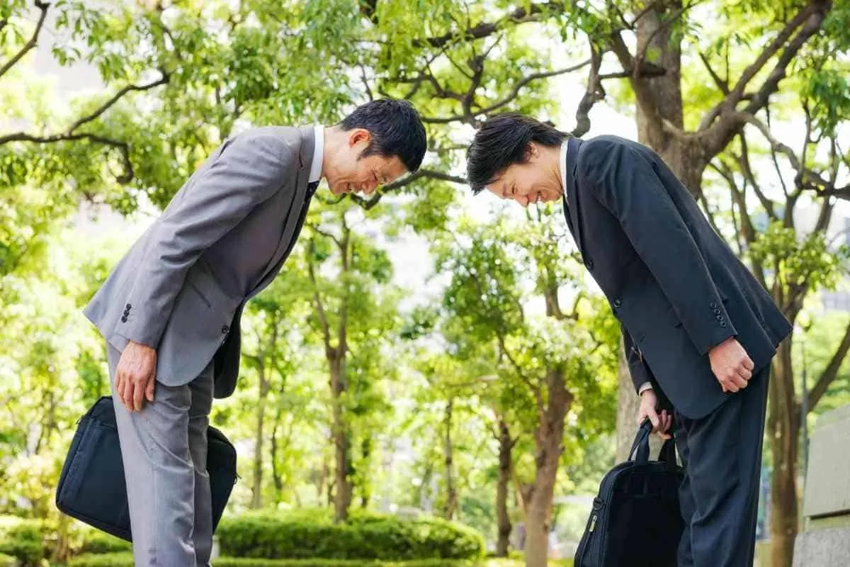 Bowing