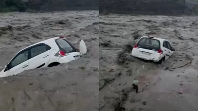car_washed_away_kullu