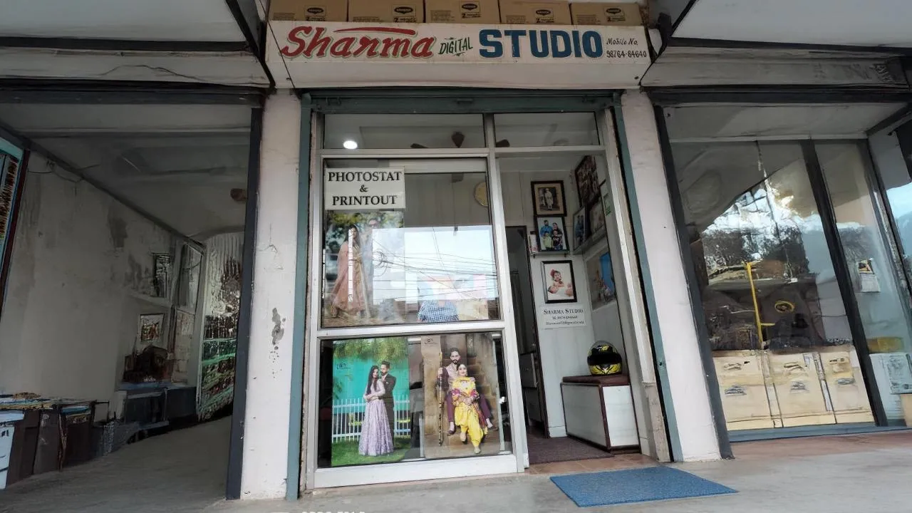studio 1