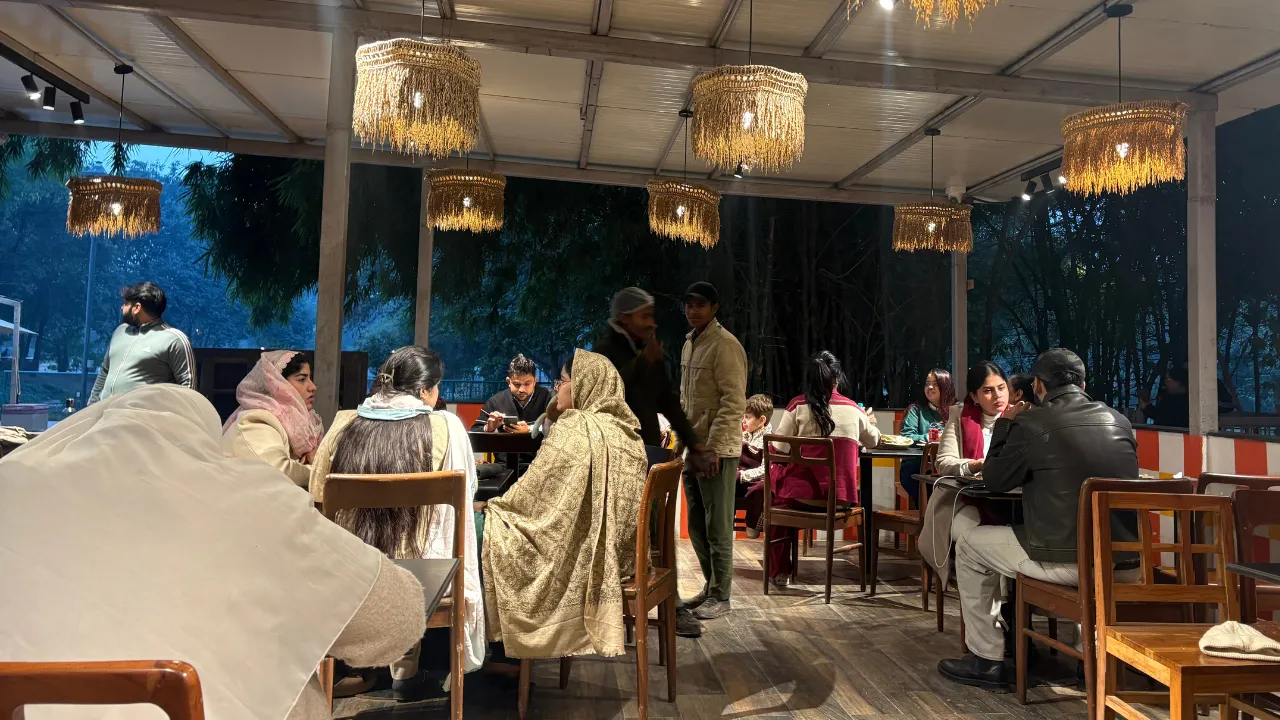 Copy of Local Samosa FI - 12