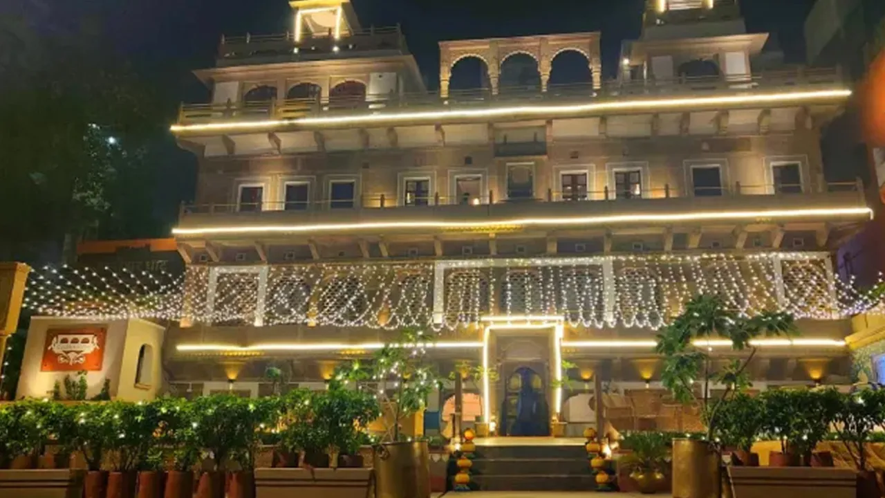 Copy of Local Samosa FI - 4