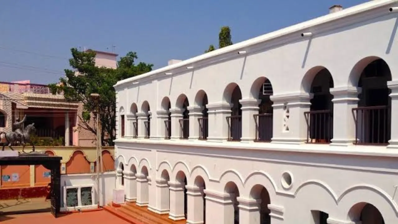 Copy of Local Samosa FI - 5