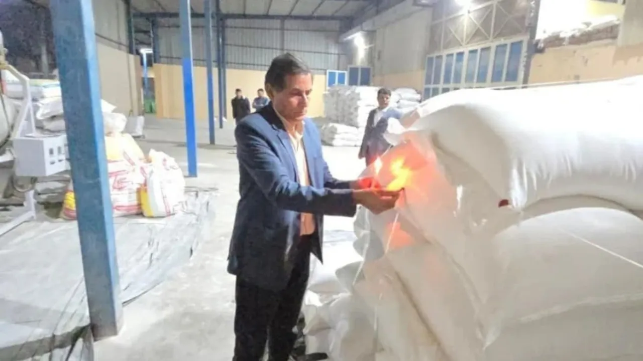 Copy of Local Samosa FI - 12