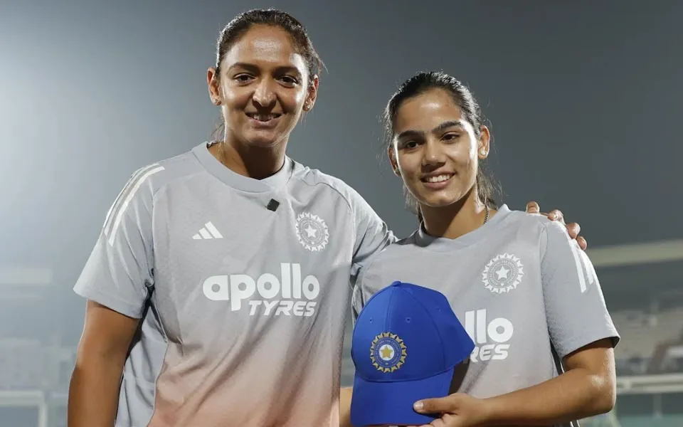 Harmanpreet-Kaur-and-Vaishnavi-Sharma