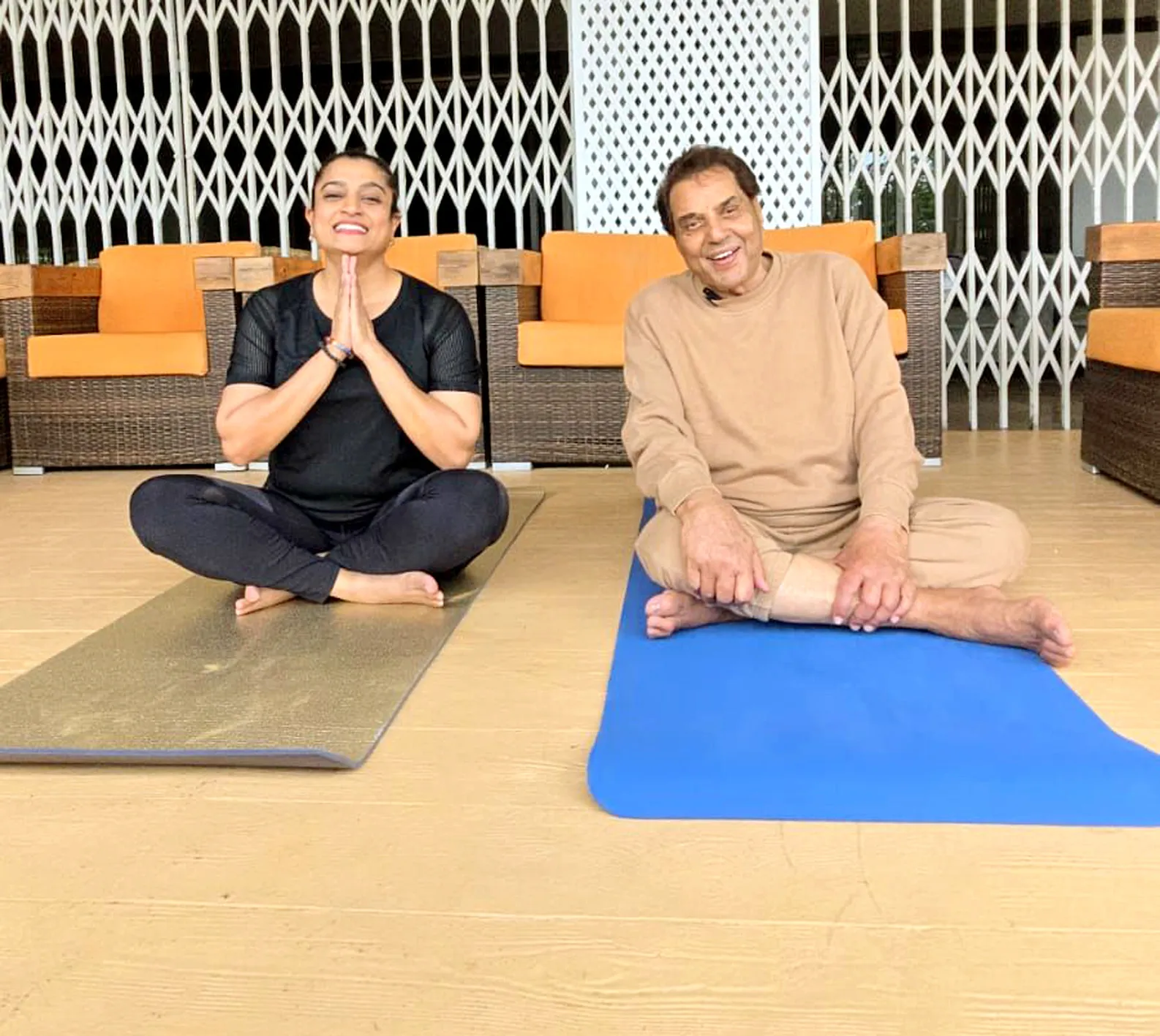 Ekta Jain & Dharmendra