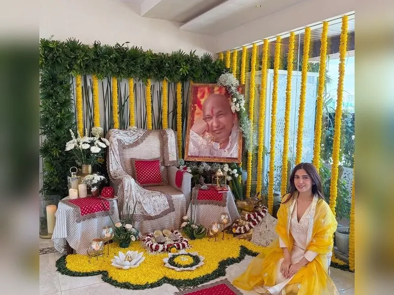 guruji maharaj bollywood stars (1)