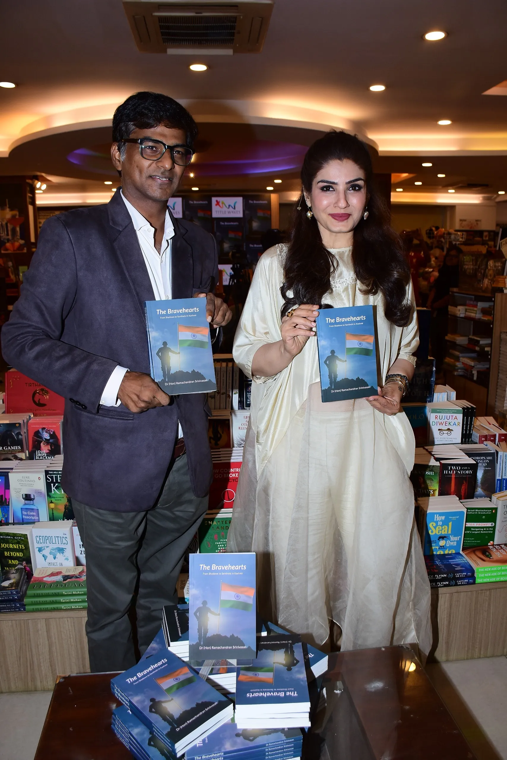 Raveena Tandon releases the book The Bravehearts by author Ramachandran Srinivasan (5)