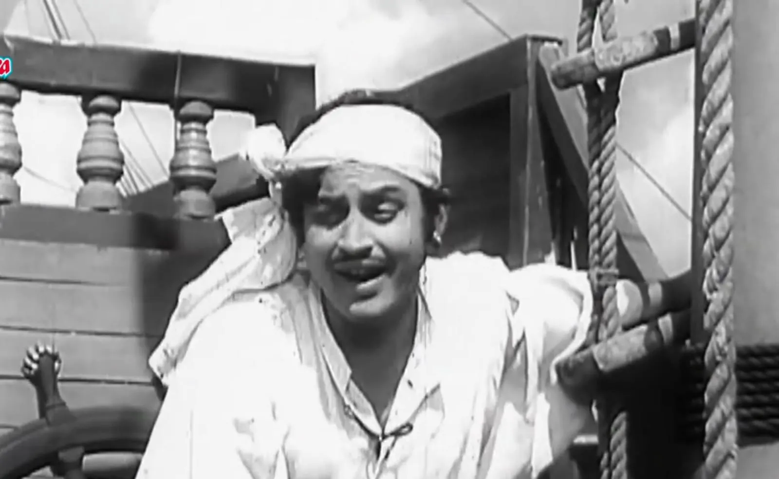 Guru Dutt as (samudri daaku) on-ship pirate in Baaz (1953)