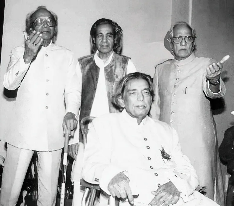 Naushad-Ali-Sardar-Jaffry-and-Majrooh-with-Kaifi-Azmi