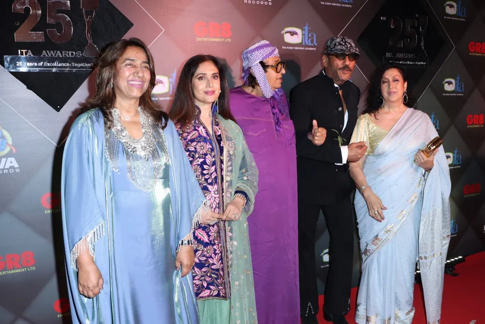 013. Anu Ranjan, Meenakshi Sheshadri, Pran, Jackie Shroff and Nazneen IMG_8841