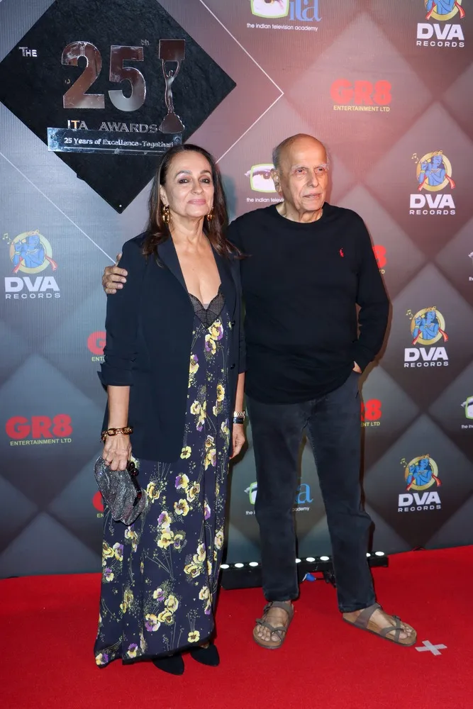 010. Mahesh Bhatt and Soni Razdan IMG_8535