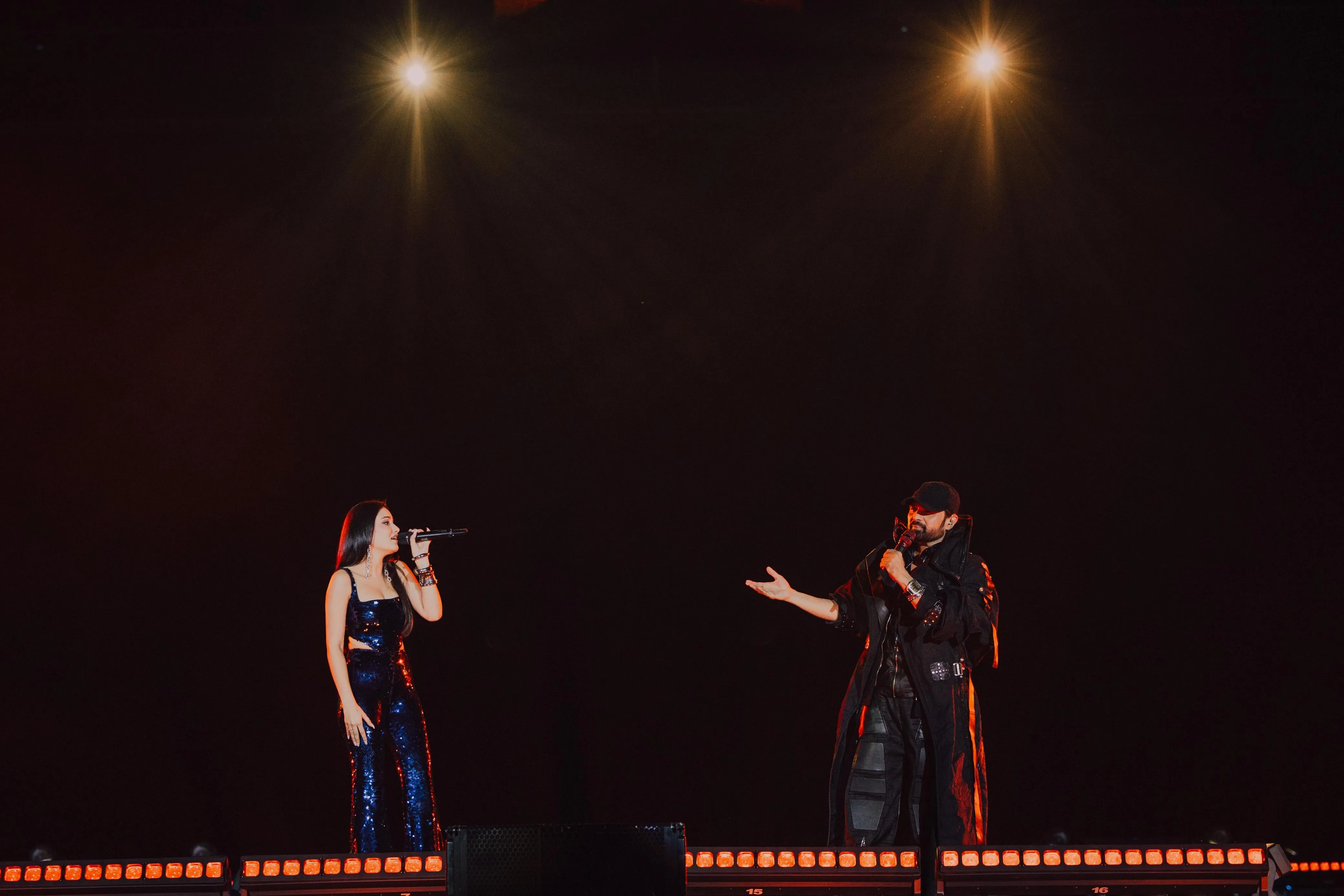 Himesh Reshammiya Turns the Stadium into a Nightclub Leaves Over 30 000 Fans Spellbound (10)