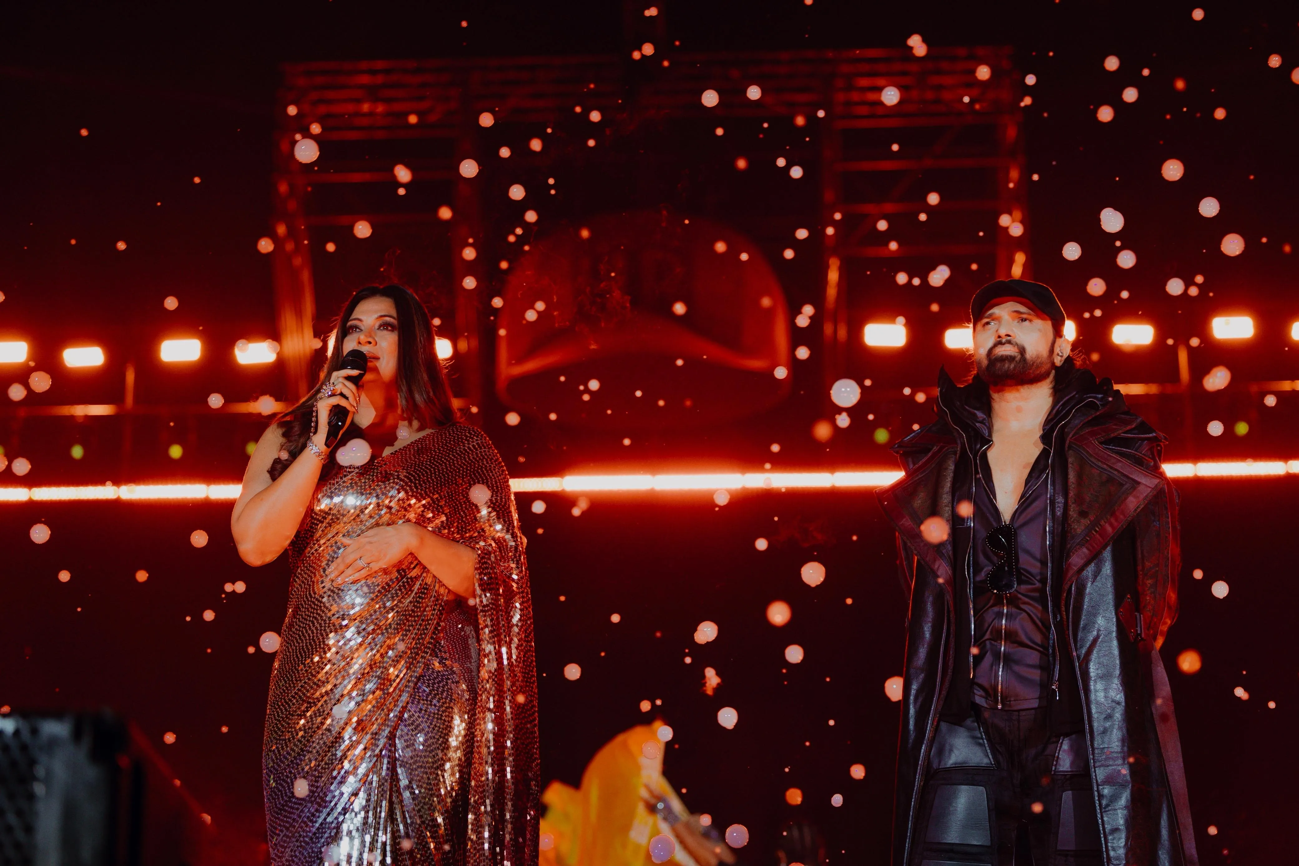 Himesh Reshammiya Turns the Stadium into a Nightclub Leaves Over 30 000 Fans Spellbound (14)