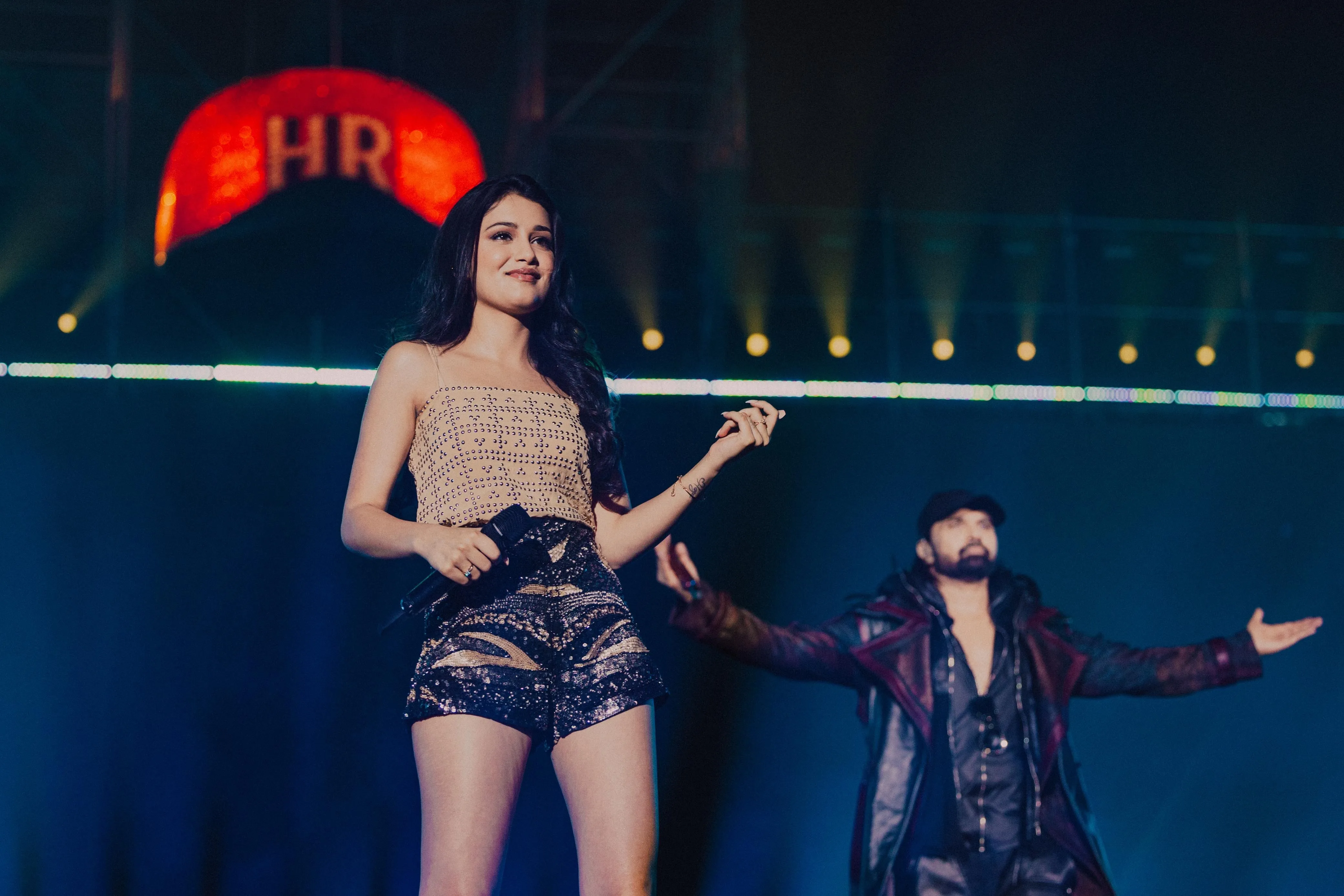 Himesh Reshammiya Turns the Stadium into a Nightclub Leaves Over 30 000 Fans Spellbound (17)
