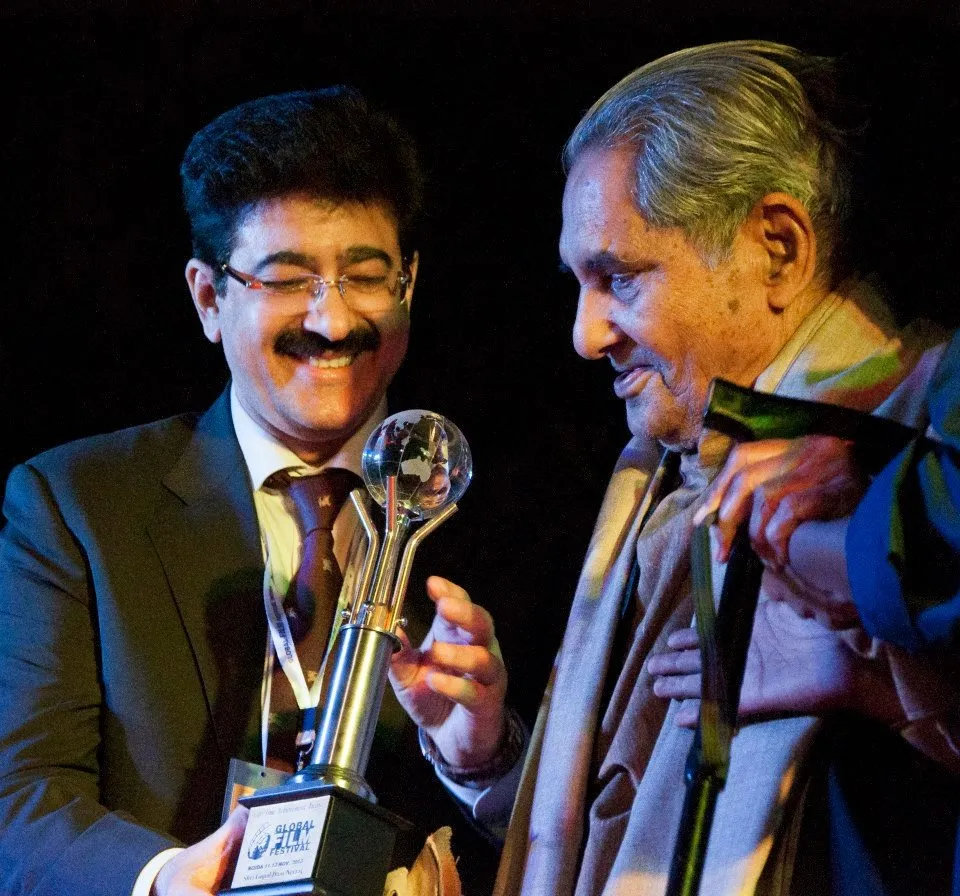 Poetic Tribute to Mahakavi Gopaldas Neeraj (1)