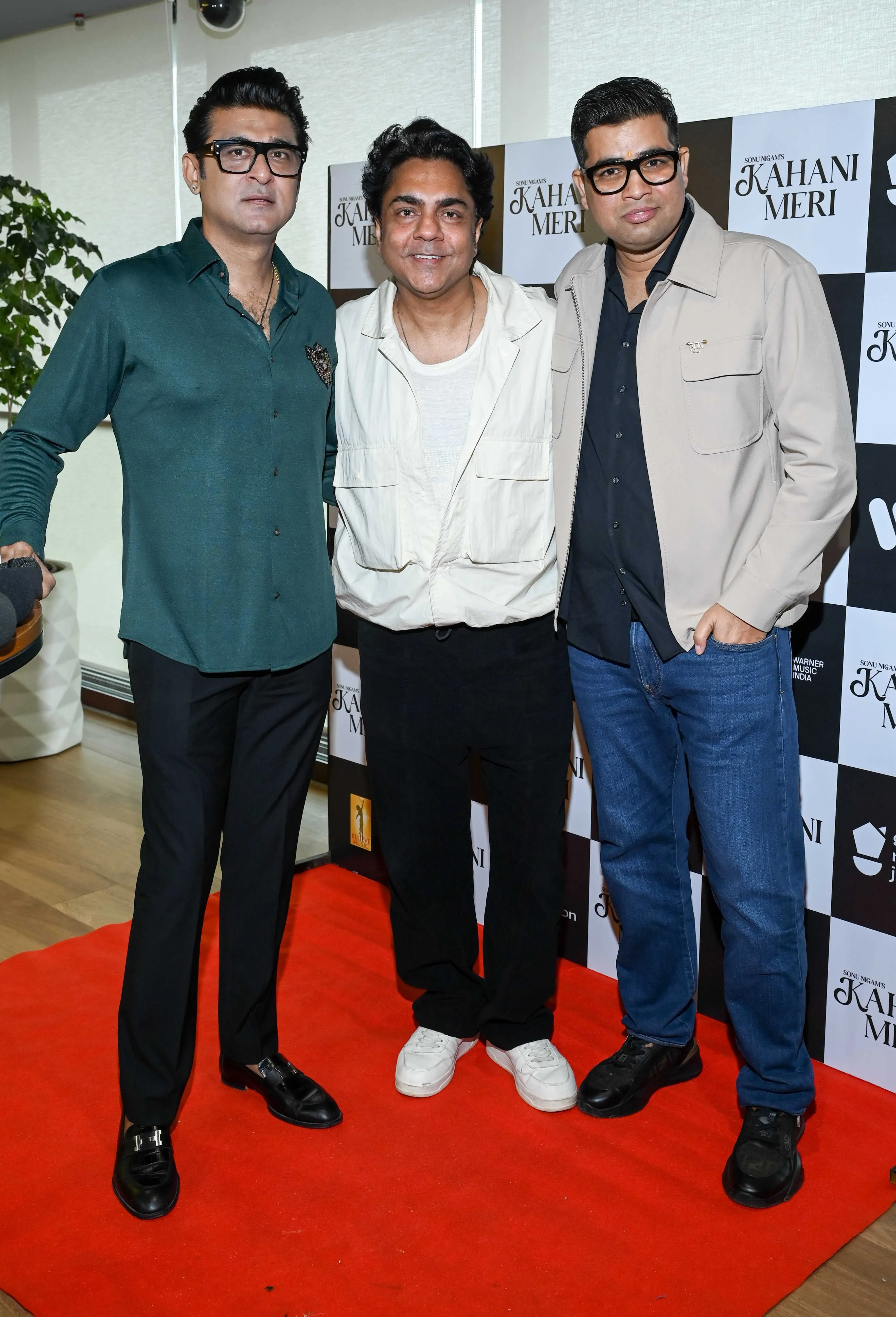 010. Vipin Aneja and with Rajkumar Singh NZ6_9008