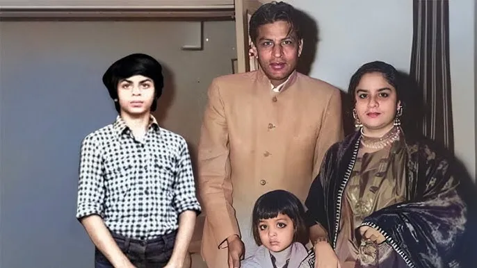 Shah Rukh Khan mother father