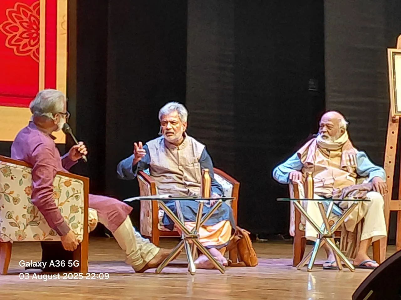 Abhyasoni Prakatave – A Dialogue with Rajdutta and Vasudev Kamath (4)