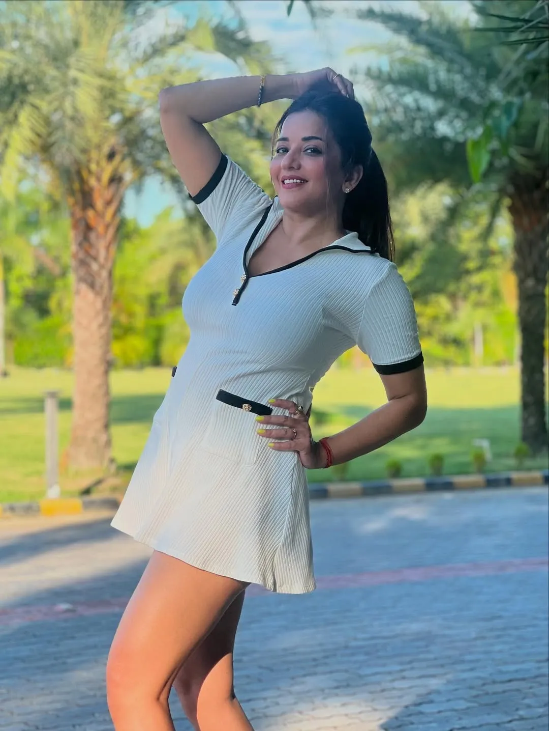 Wrapped In Snow White Dreams 🧿🧿🧿…. (3)