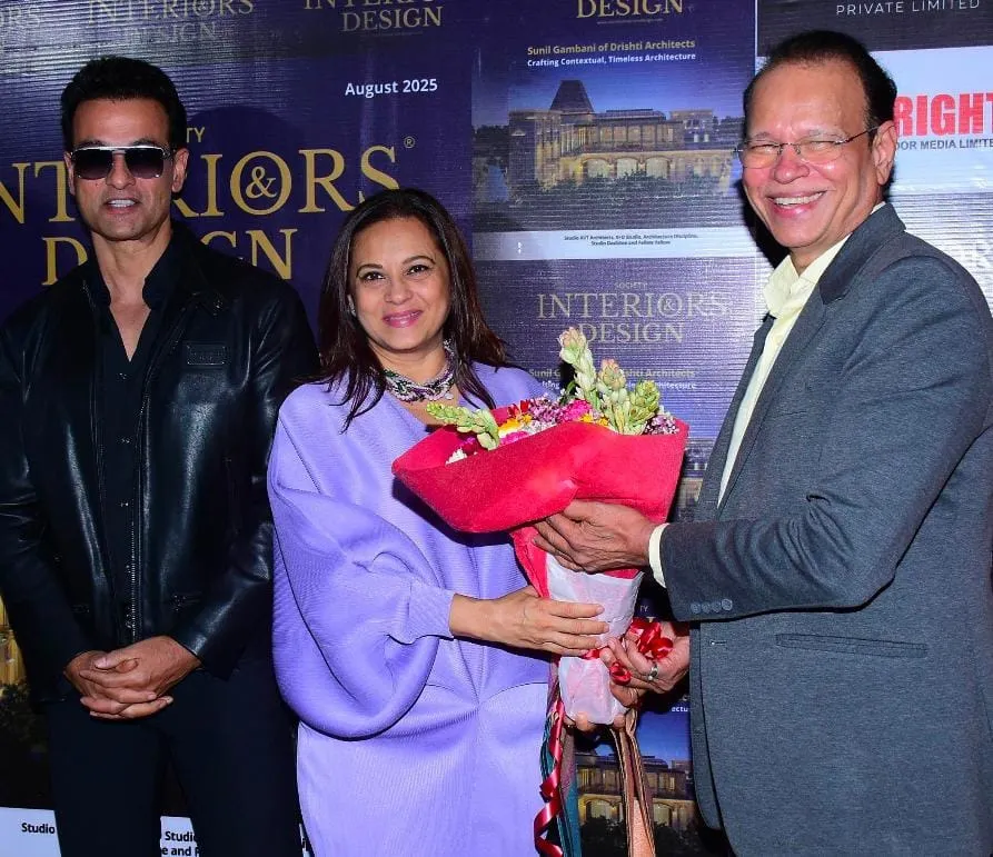 Celebs Rohit Roy Manasi Joshi Roy Manjari Fadnnis add glam-allure at Society Interiors and Design mag launch (1)
