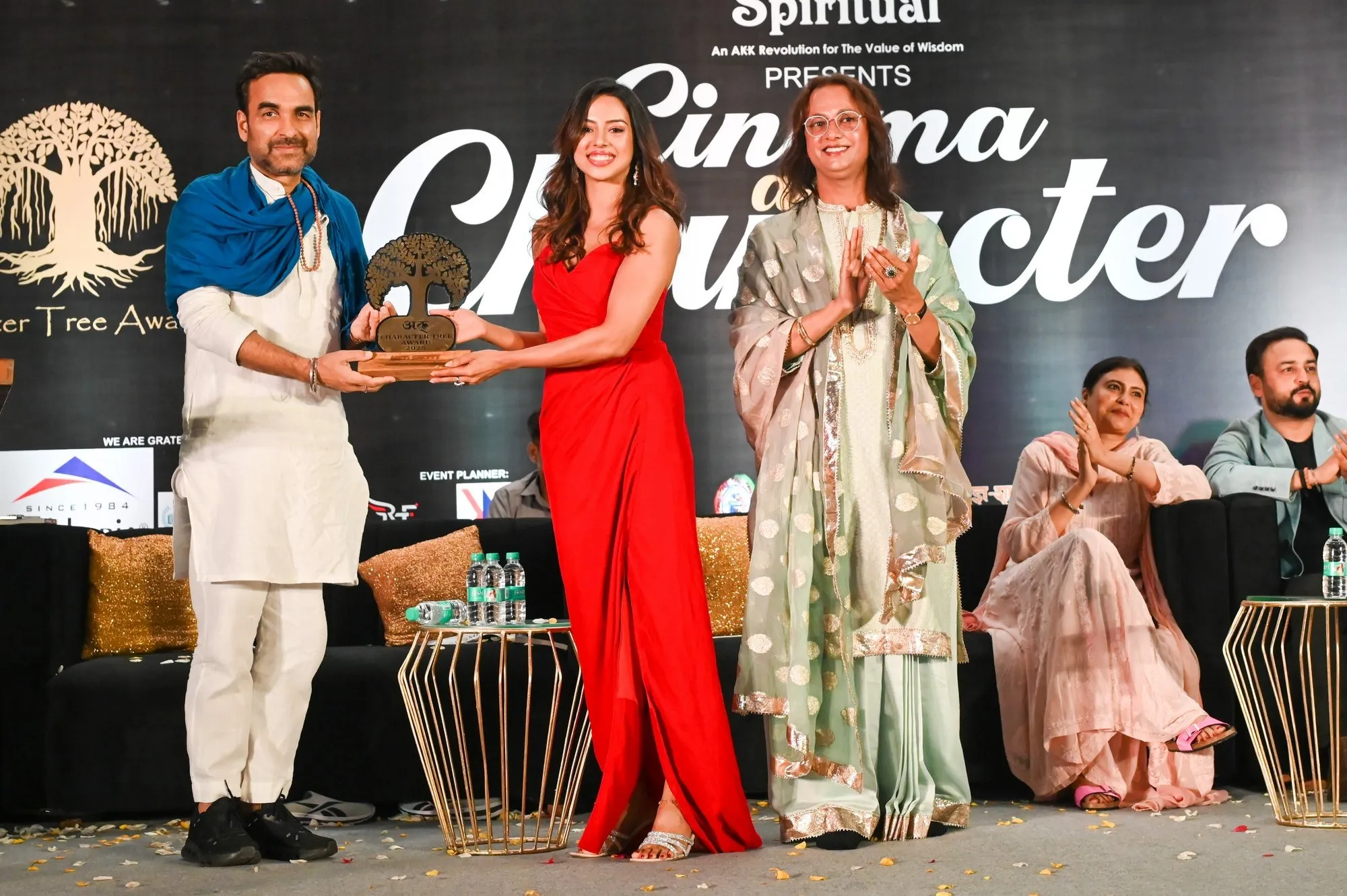 036. Pankaj Tripathi Aditi Shetty and Swami OMA The Akk NZ6_8748