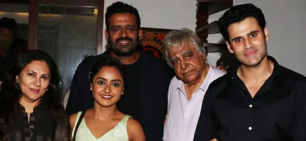 prem-sagar-family-2025-09-01-11-42-09