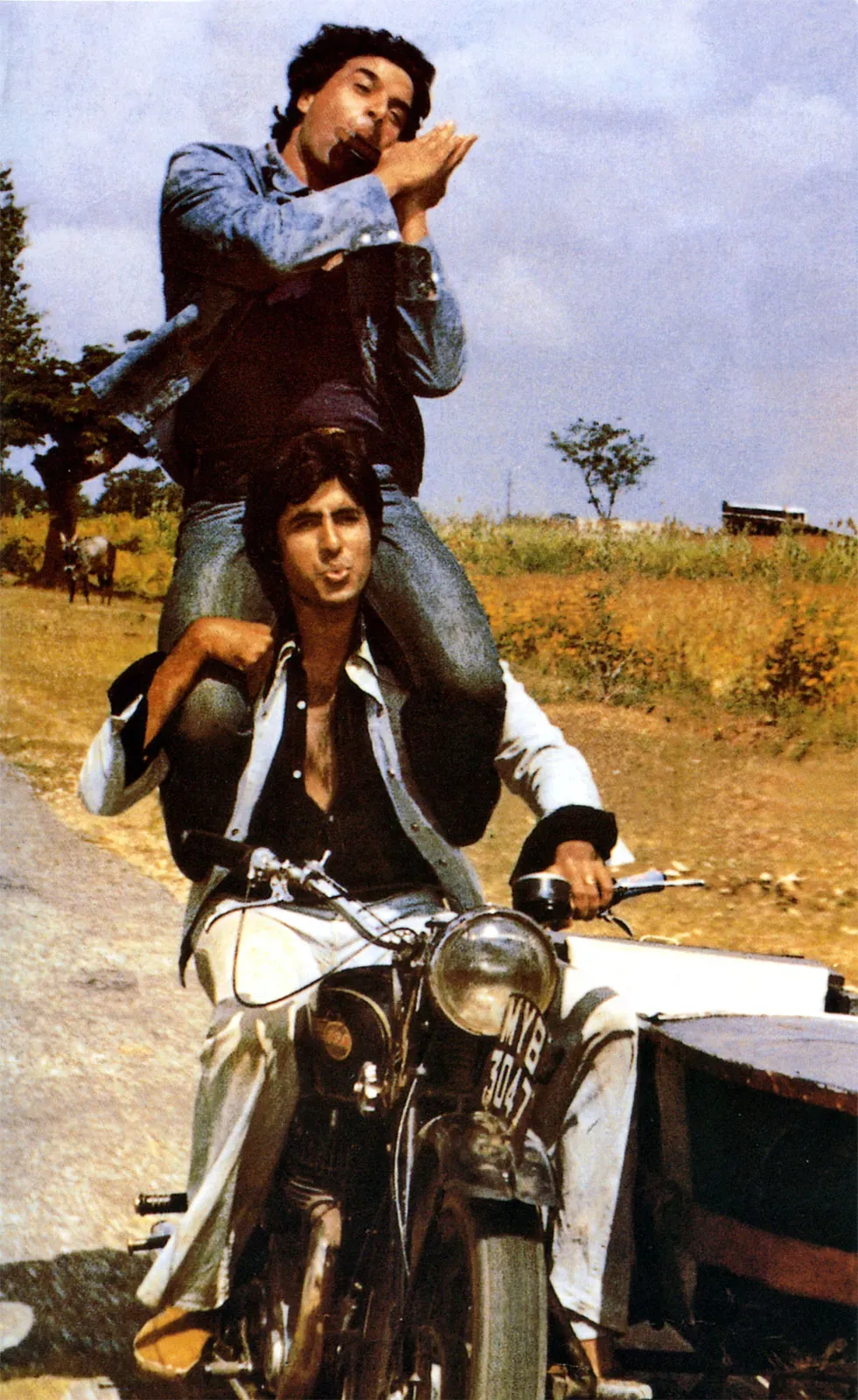 sholay hindi film 1975 Amitabh Bachchan Dharmendra