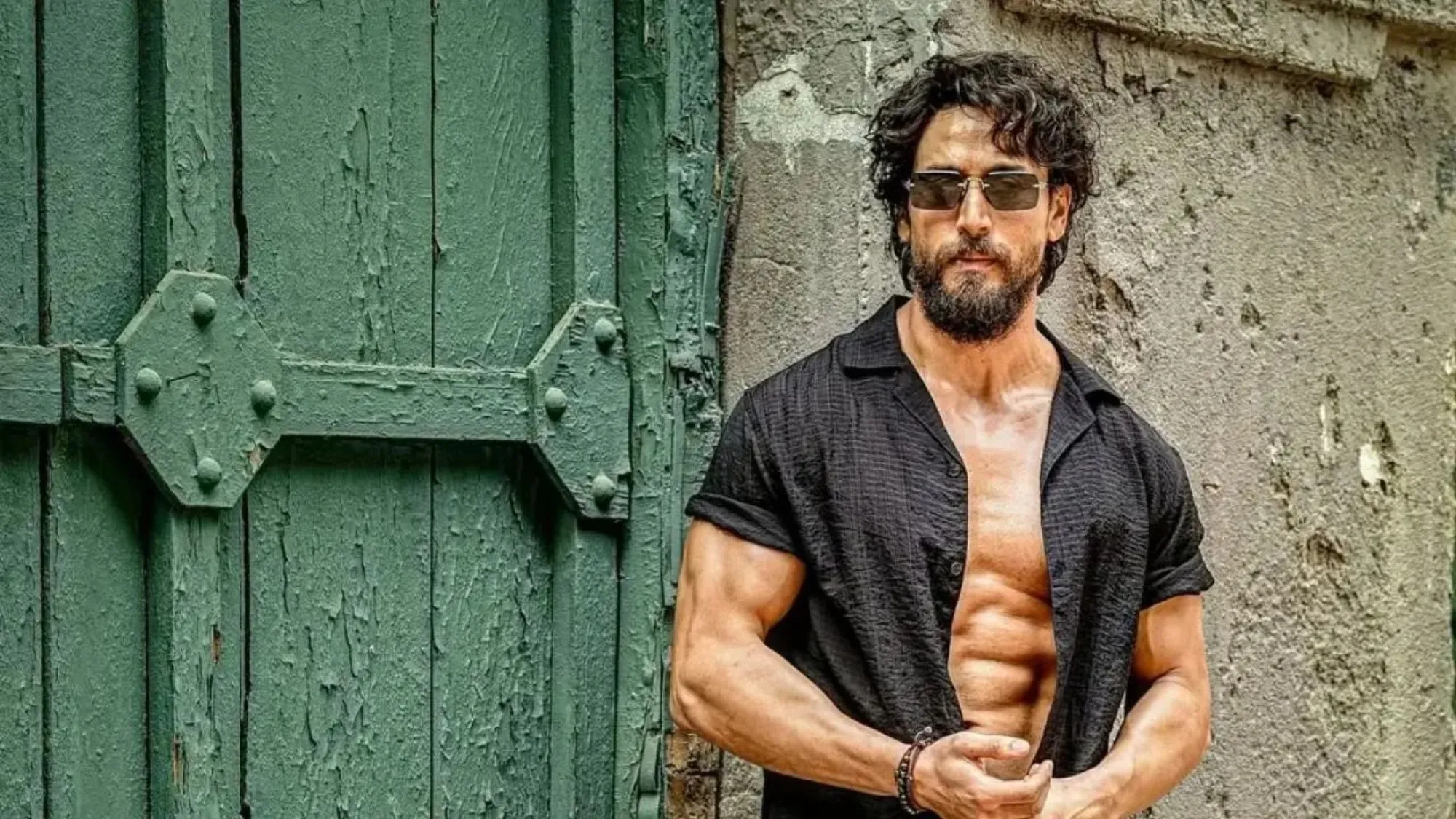 Tiger Shroff sells apartment in Mumbai Khar