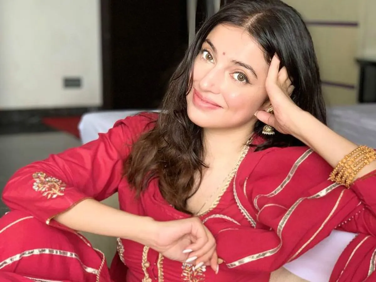divya-khosla