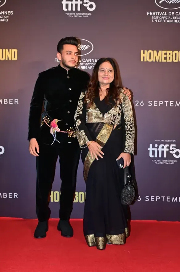 Vishal Jethwa with his mother at Homebound
