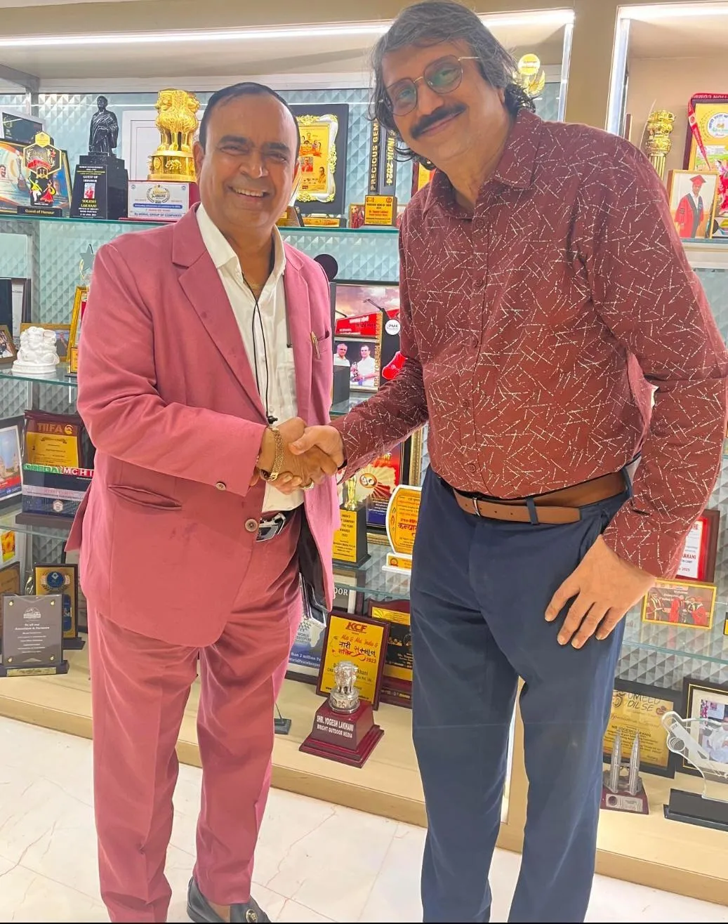 Bright showman Dr Yogesh Lakhani with Sr Journalist Chaitanya Padukone