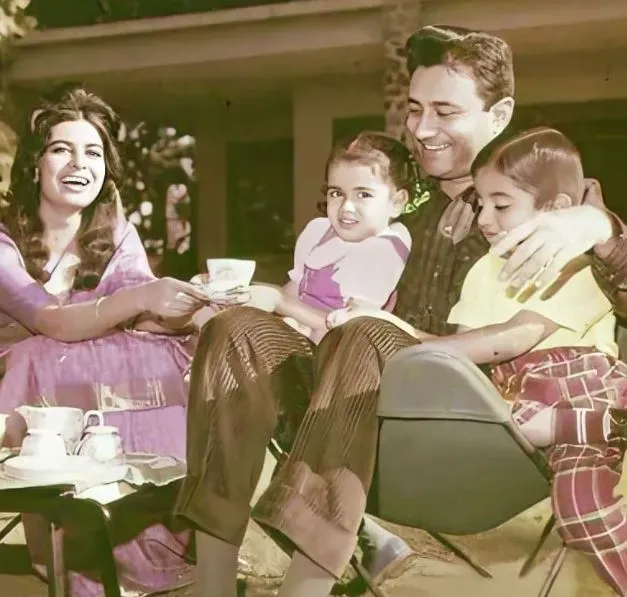Dev Anand married